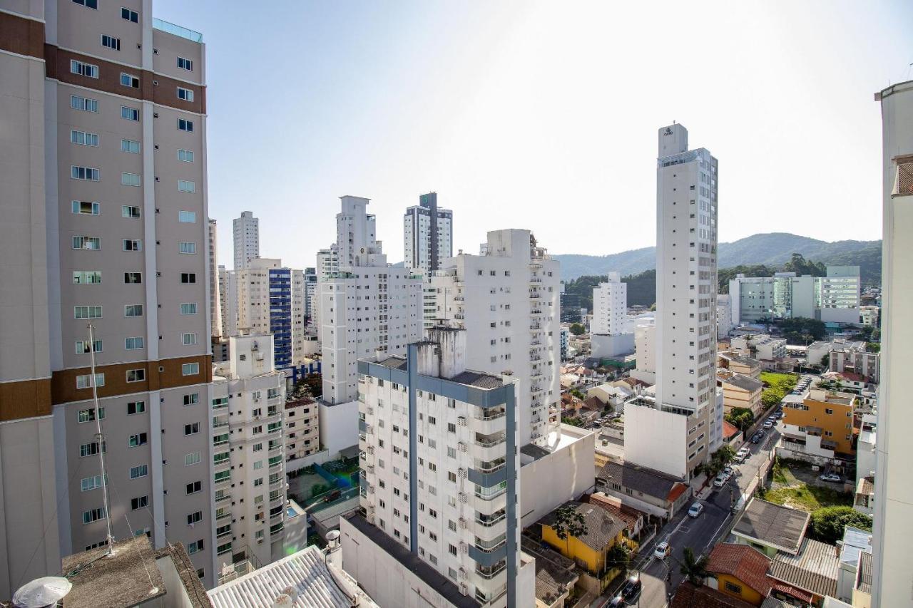 Lug143b - Prox A Roda Gigante, 2 Dorm, Climatizado Balneário Camboriú